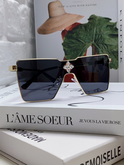 ルイヴィトンサングラス背面デザイン